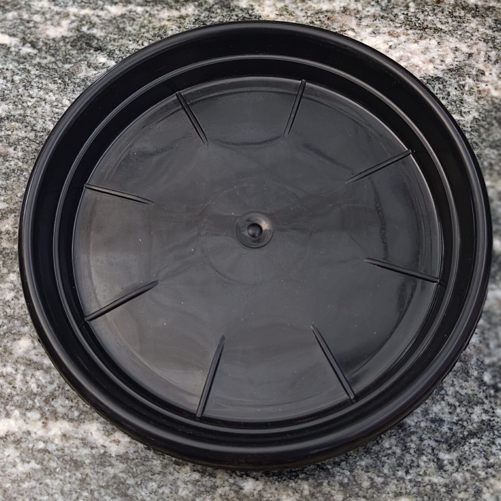Plastic - Pot Tray - Black/ Tera (Medium)
